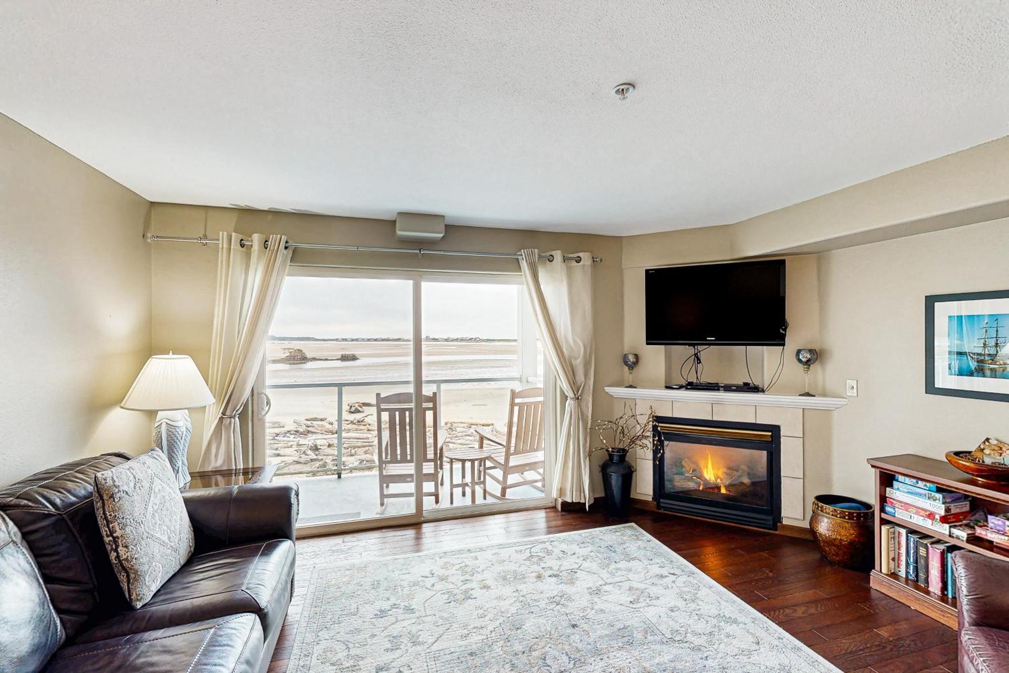 Waters Edge Apartment Salishan Beach Cameră foto