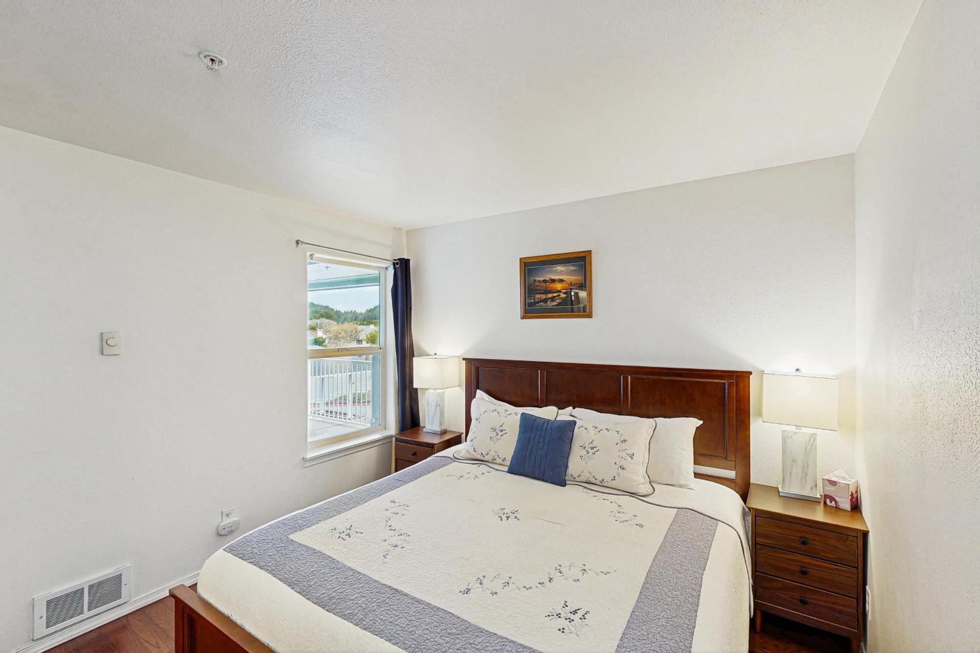 Waters Edge Apartment Salishan Beach Cameră foto